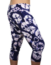 Load image into Gallery viewer, Karmala Baggy Capris Indigo Sand Dollar